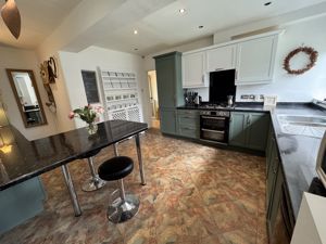 Breakfast Kitchen- click for photo gallery